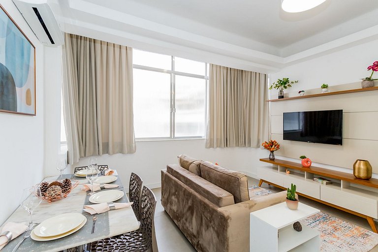 Relax em Copacabana, quarto e sala, 150 mt da Praia, cozinha