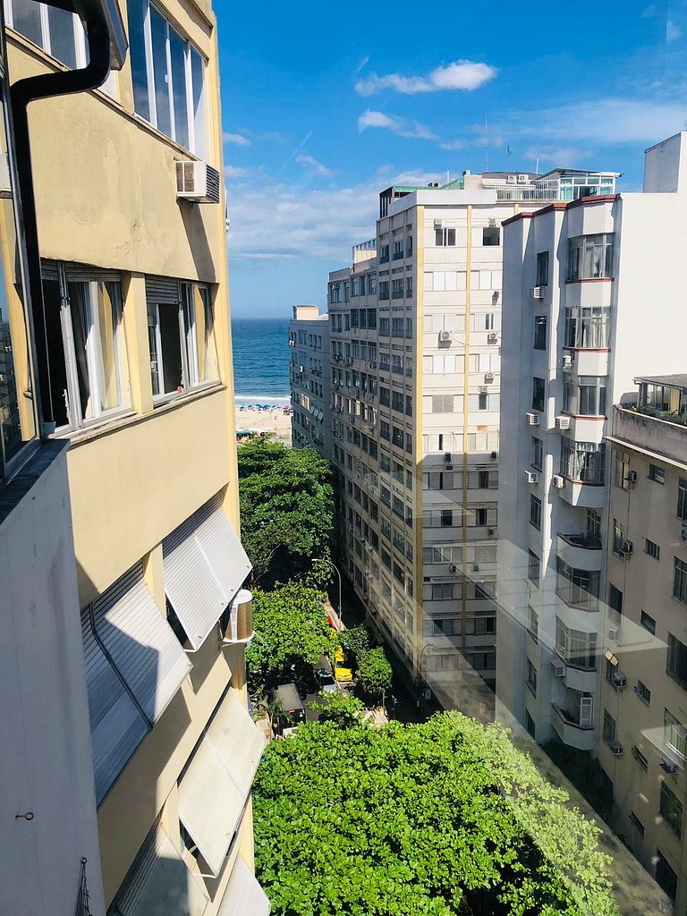 Vista lateral Praia de Copacabana, em frente ao Roxy, 3 quar